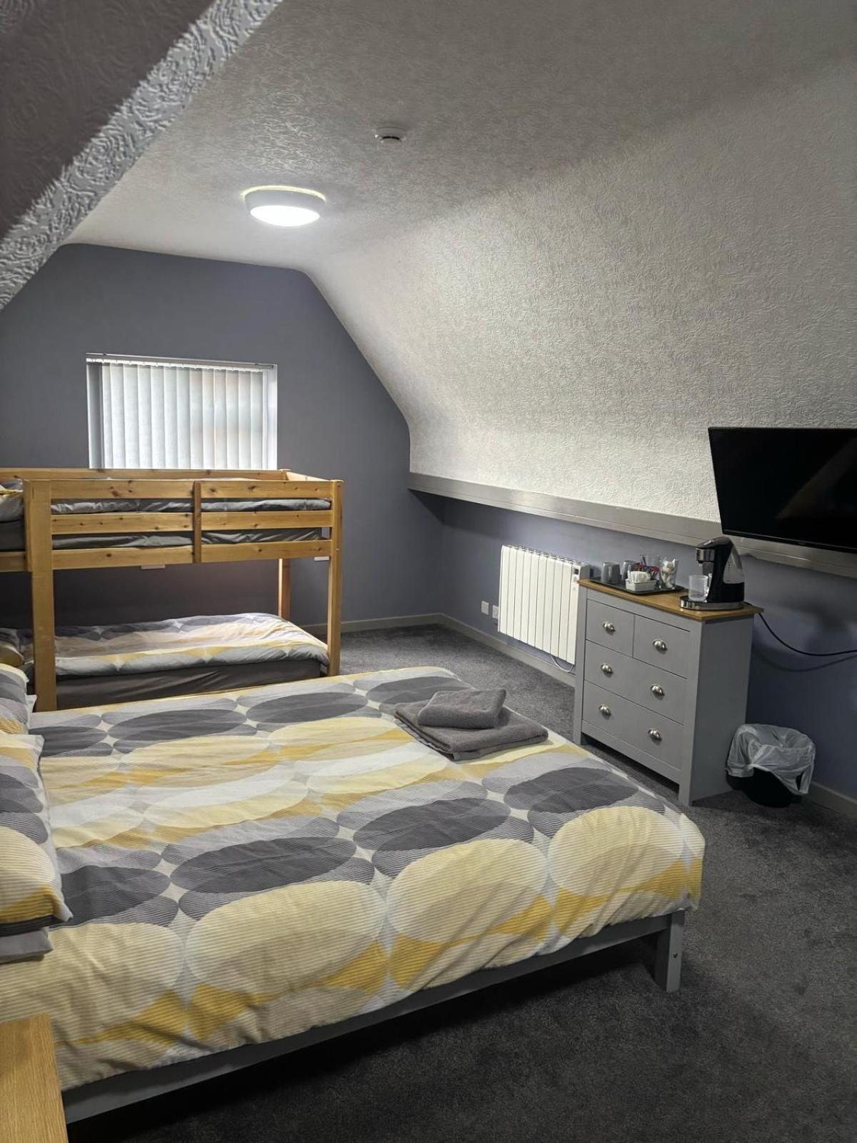 Harleys Inn Chesterfield Extérieur photo